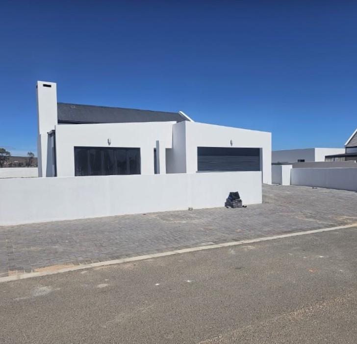 3 Bedroom Property for Sale in Britannia Bay Western Cape